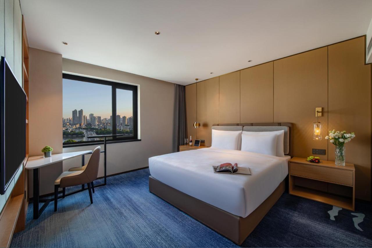 Guangzhou Hotel - Free Shuttle Bus To Exhibition Center During Canton Fair Period Exterior foto