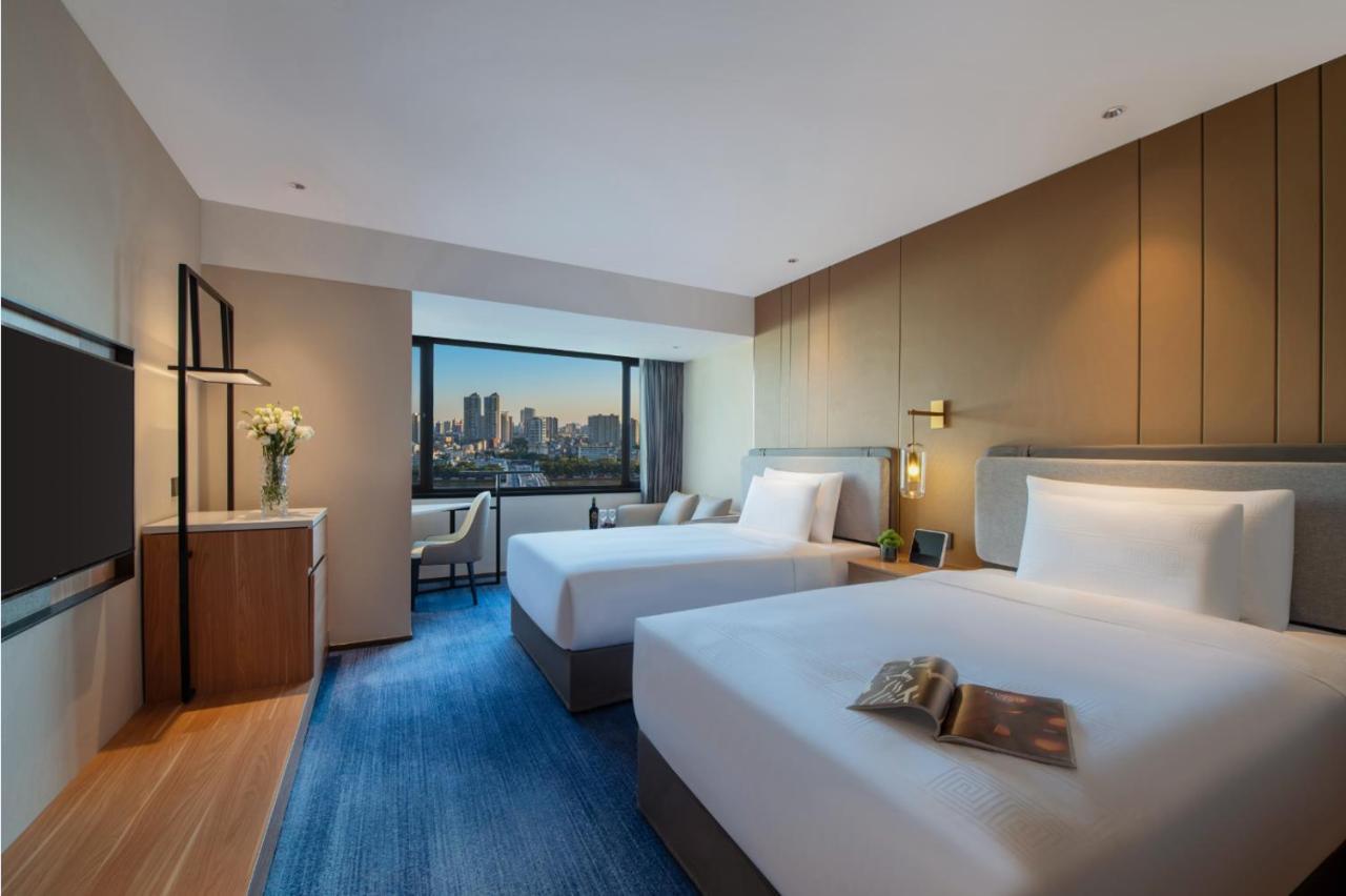 Guangzhou Hotel - Free Shuttle Bus To Exhibition Center During Canton Fair Period Exterior foto
