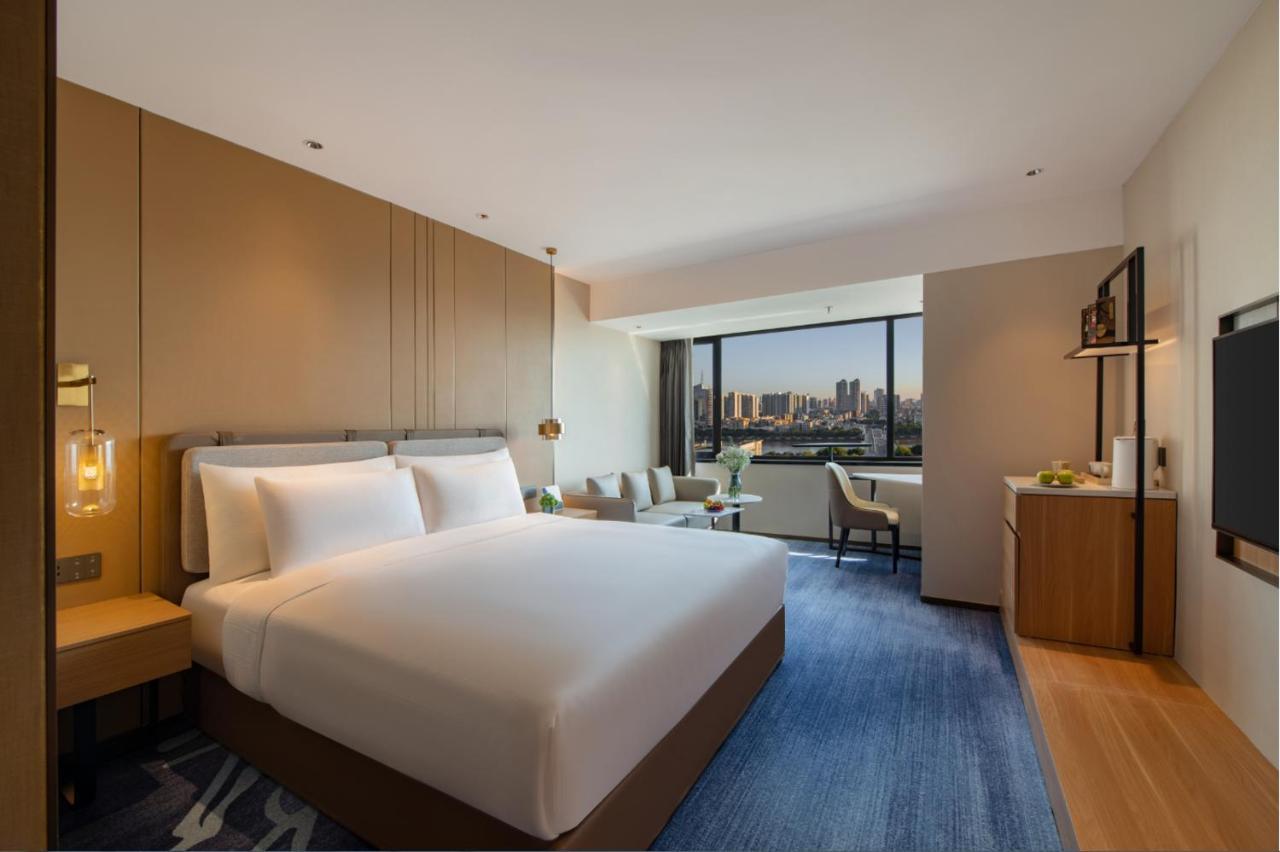 Guangzhou Hotel - Free Shuttle Bus To Exhibition Center During Canton Fair Period Exterior foto