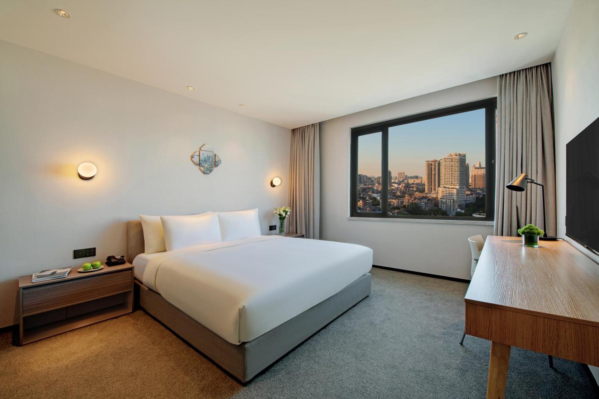 Guangzhou Hotel - Free Shuttle Bus To Exhibition Center During Canton Fair Period Exterior foto